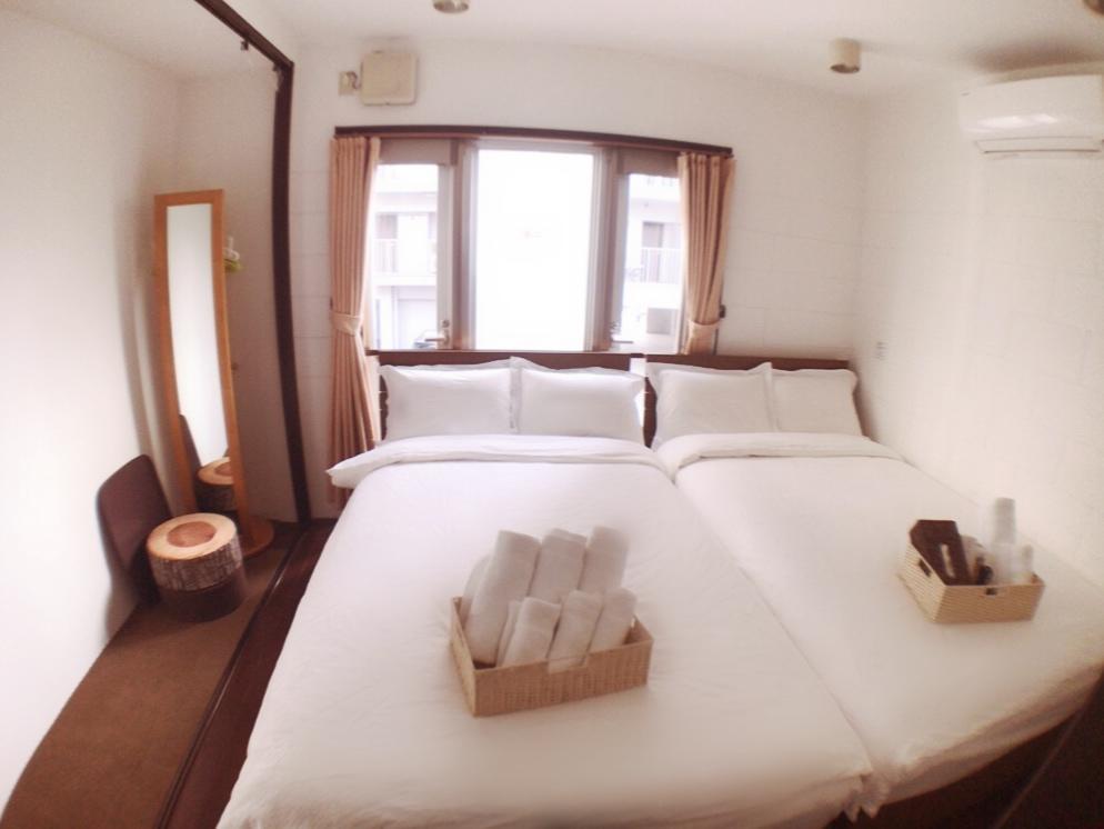 Osaka Sinsei Guest House Exterior photo